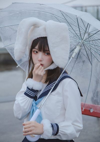男生女生向前冲2012_在线观看免费电影