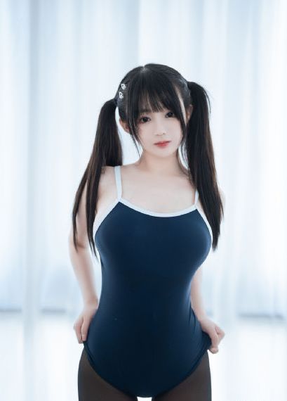 三个老头玩两个老太_BD电影在线看