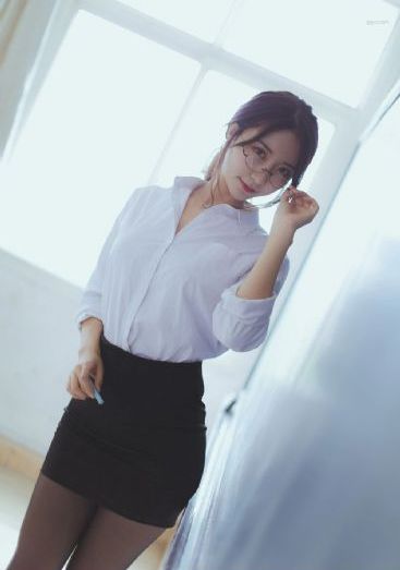 漂亮的妻子韩剧_DVD高清视频观看