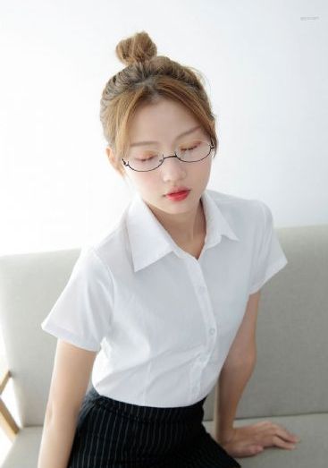 姐姐的朋友 在线_HDHD在线观看