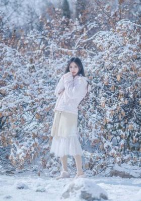 妈妈丰满的朋友_超清动漫免费观看